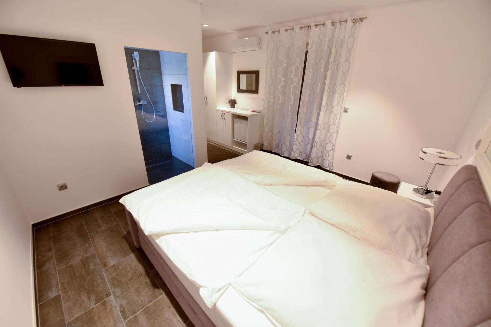 Apartmani I Bungalovi Trojka Banja Luka Habitación foto